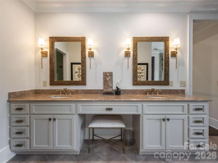 16 Village Oak Drive, Arden, NC 28704.  MLS# CAR4416806, YatesRealty ID 46021. 