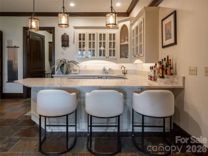 16 Village Oak Drive, Arden, NC 28704.  MLS# CAR4416806, YatesRealty ID 46021. 
