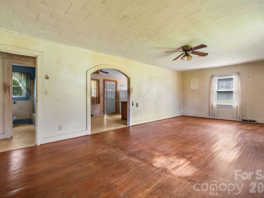 2656 Barrier Loop, Morganton, NC 28655.  MLS# CAR4416832, YatesRealty ID 46024. 