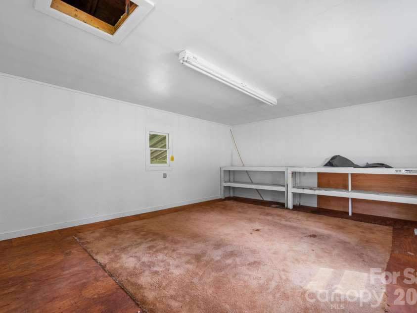 2656 Barrier Loop, Morganton, NC 28655.  MLS# CAR4416832, YatesRealty ID 46024. 