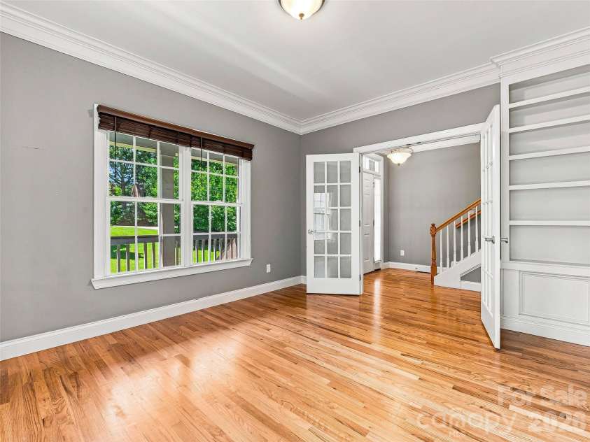 5 Amelia Court, Arden, NC 28704.  MLS# CAR4416847, YatesRealty ID 46025. 