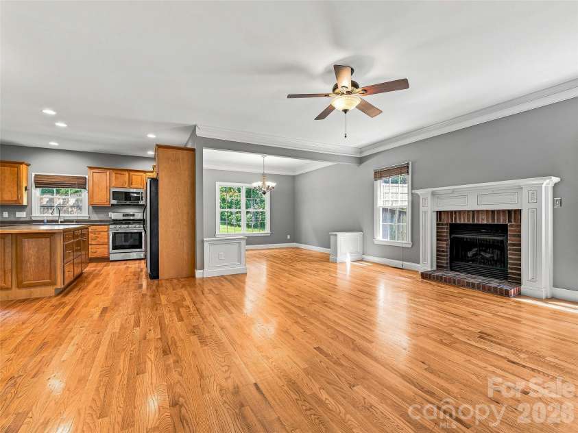 5 Amelia Court, Arden, NC 28704.  MLS# CAR4416847, YatesRealty ID 46025. 