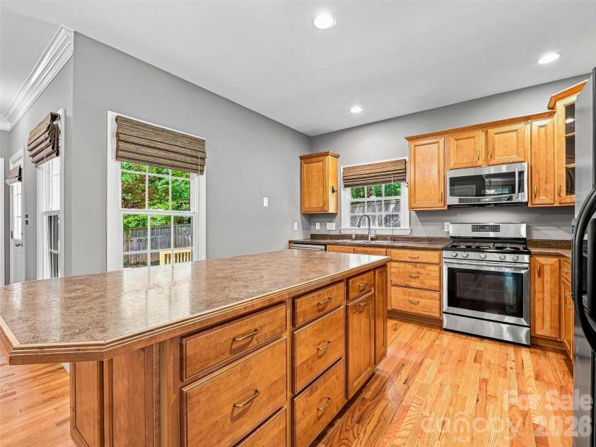 5 Amelia Court, Arden, NC 28704.  MLS# CAR4416847, YatesRealty ID 46025. 