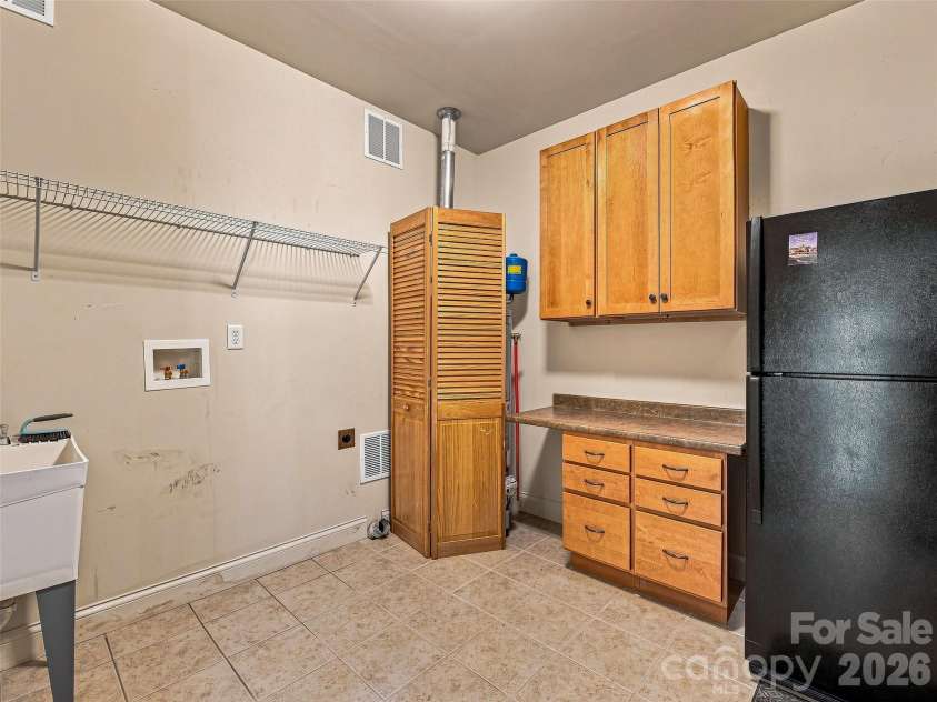 5 Amelia Court, Arden, NC 28704.  MLS# CAR4416847, YatesRealty ID 46025. 