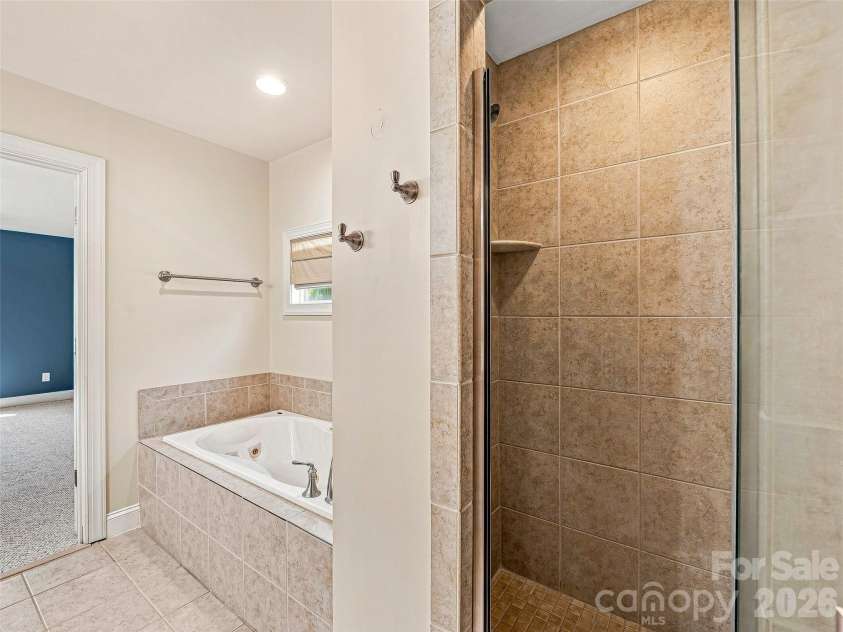 5 Amelia Court, Arden, NC 28704.  MLS# CAR4416847, YatesRealty ID 46025. 