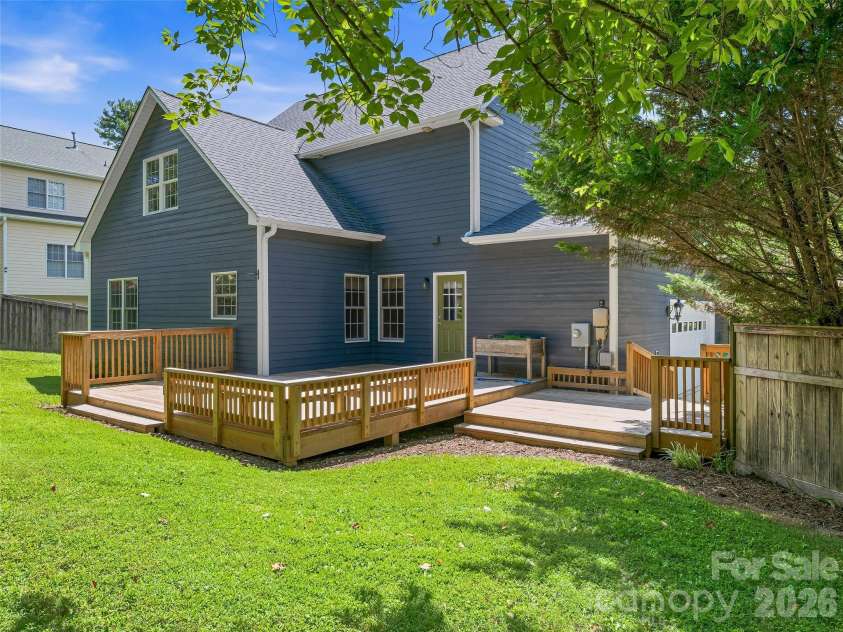 5 Amelia Court, Arden, NC 28704.  MLS# CAR4416847, YatesRealty ID 46025. 