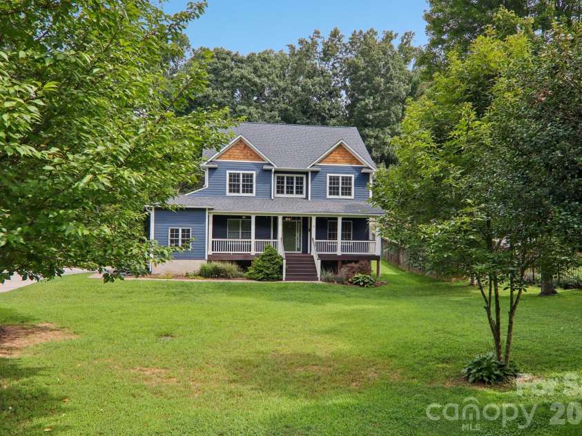 5 Amelia Court, Arden, NC 28704.  MLS# CAR4416847, YatesRealty ID 46025. 