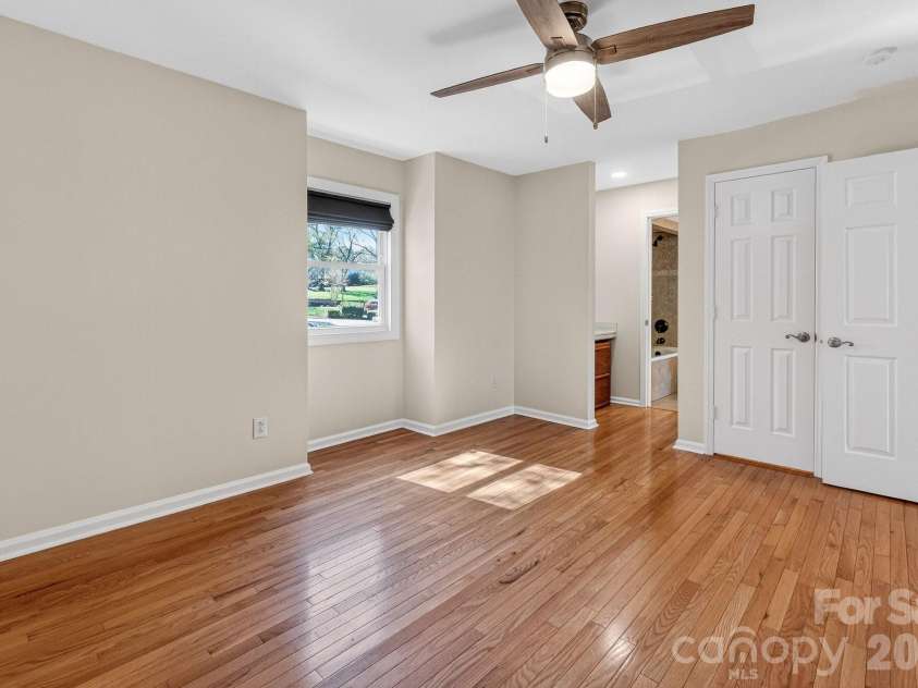 20407 Harborgate Court, Cornelius, NC 28031.  MLS# CAR4414906, YatesRealty ID 46028. 
