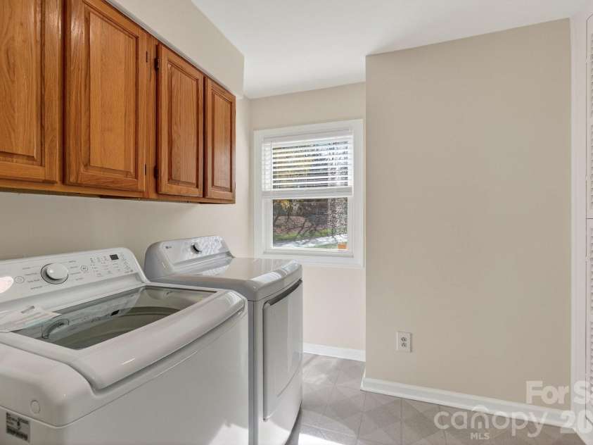 20407 Harborgate Court, Cornelius, NC 28031.  MLS# CAR4414906, YatesRealty ID 46028. 