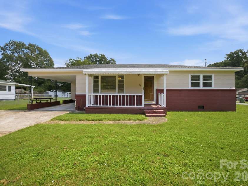 100 Abernathy Street, Mount Holly, NC 28120.  MLS# CAR4416891, YatesRealty ID 46029. 