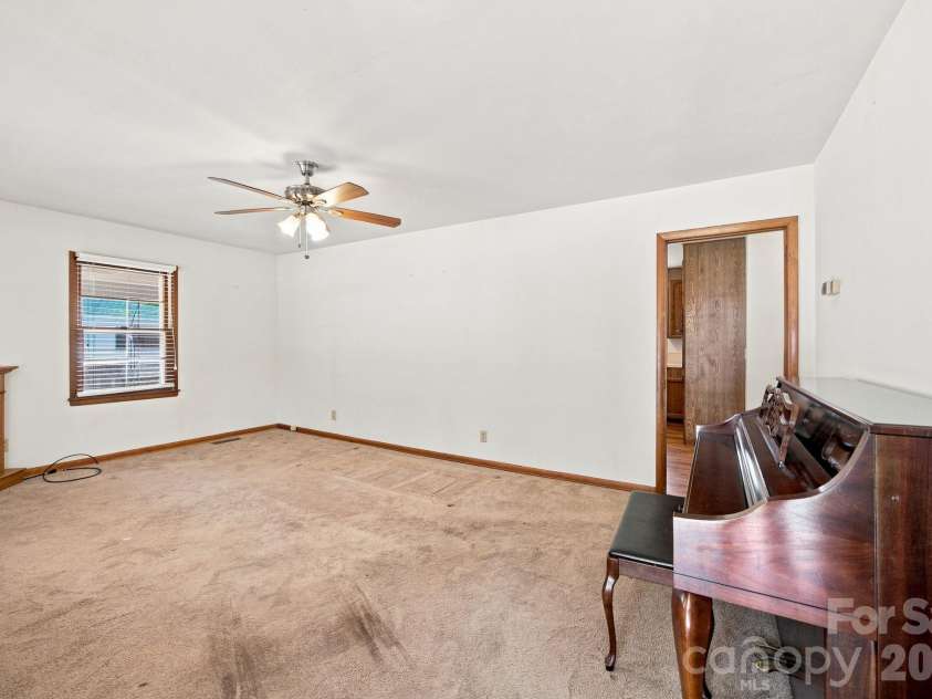 100 Abernathy Street, Mount Holly, NC 28120.  MLS# CAR4416891, YatesRealty ID 46029. 