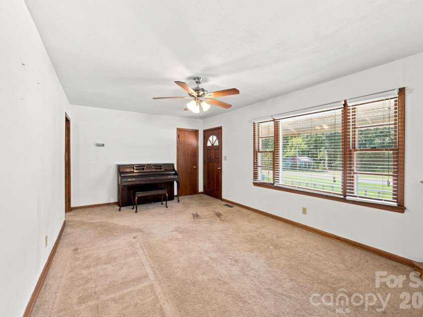 100 Abernathy Street, Mount Holly, NC 28120.  MLS# CAR4416891, YatesRealty ID 46029. 