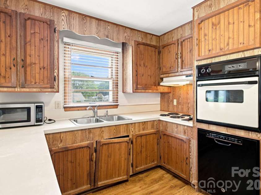100 Abernathy Street, Mount Holly, NC 28120.  MLS# CAR4416891, YatesRealty ID 46029. 