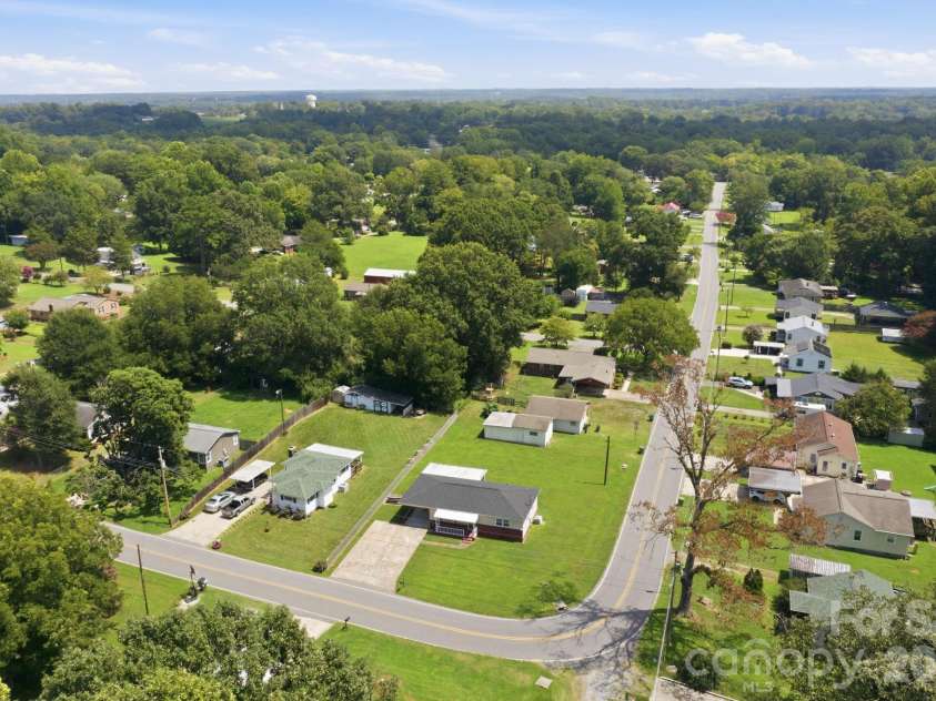 100 Abernathy Street, Mount Holly, NC 28120.  MLS# CAR4416891, YatesRealty ID 46029. 