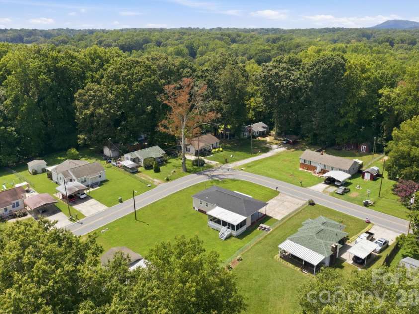 100 Abernathy Street, Mount Holly, NC 28120.  MLS# CAR4416891, YatesRealty ID 46029. 
