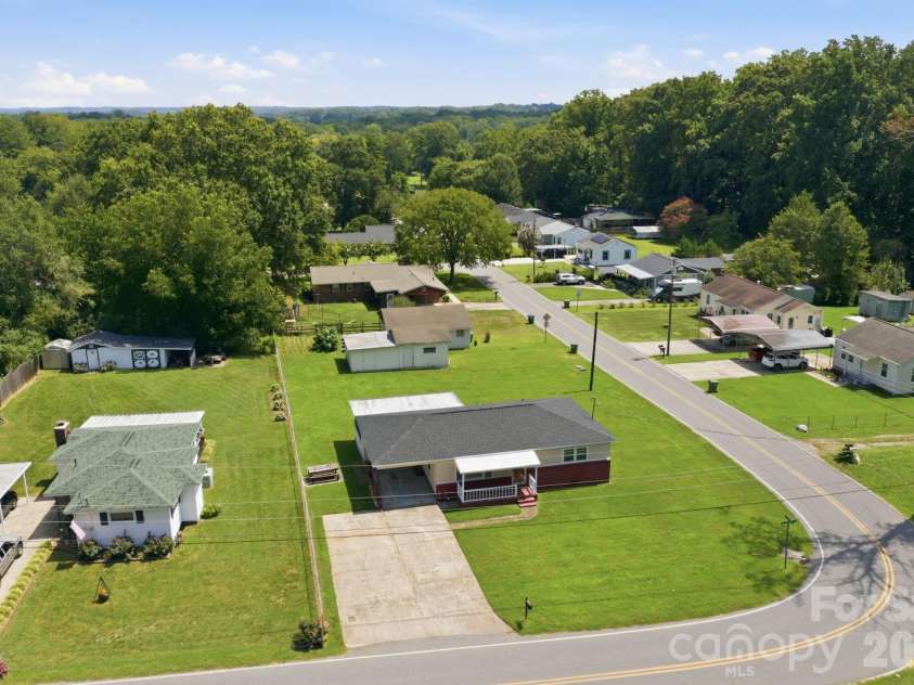 100 Abernathy Street, Mount Holly, NC 28120.  MLS# CAR4416891, YatesRealty ID 46029. 