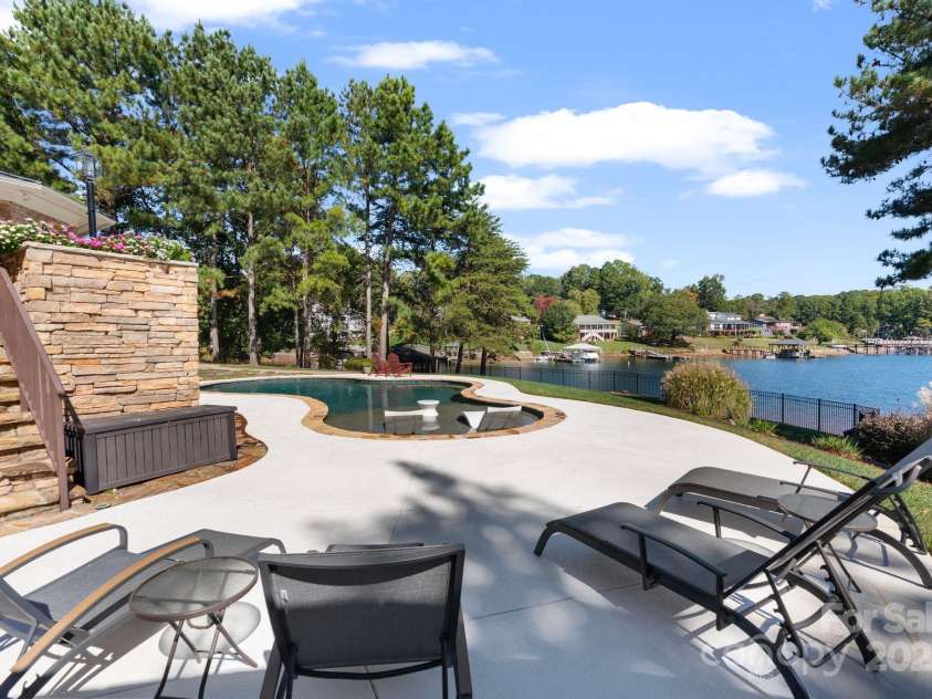 2514 Smith Harbour Drive, Denver, NC 28037.  MLS# CAR4312951, YatesRealty ID 4603. 