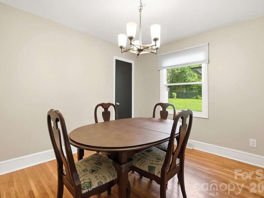 3437 Dublin Road, Charlotte, NC 28208.  MLS# CAR4416554, YatesRealty ID 46031. 