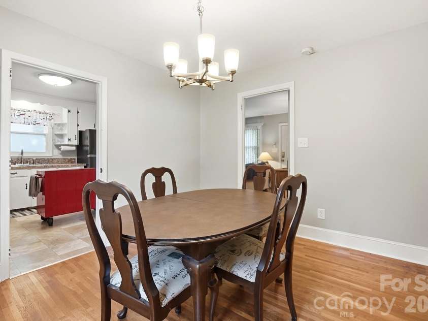 3437 Dublin Road, Charlotte, NC 28208.  MLS# CAR4416554, YatesRealty ID 46031. 