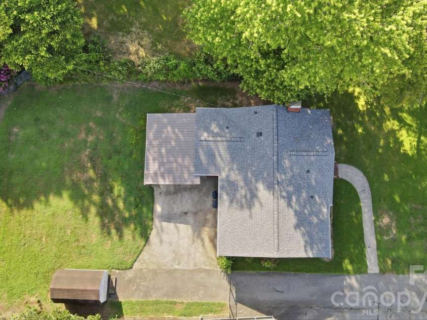3437 Dublin Road, Charlotte, NC 28208.  MLS# CAR4416554, YatesRealty ID 46031. 