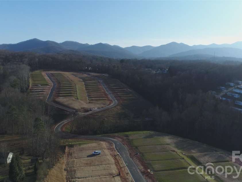 305 Audrey Loop Road, Candler, NC 28715.  MLS# CAR4417058, YatesRealty ID 46032. Community overview