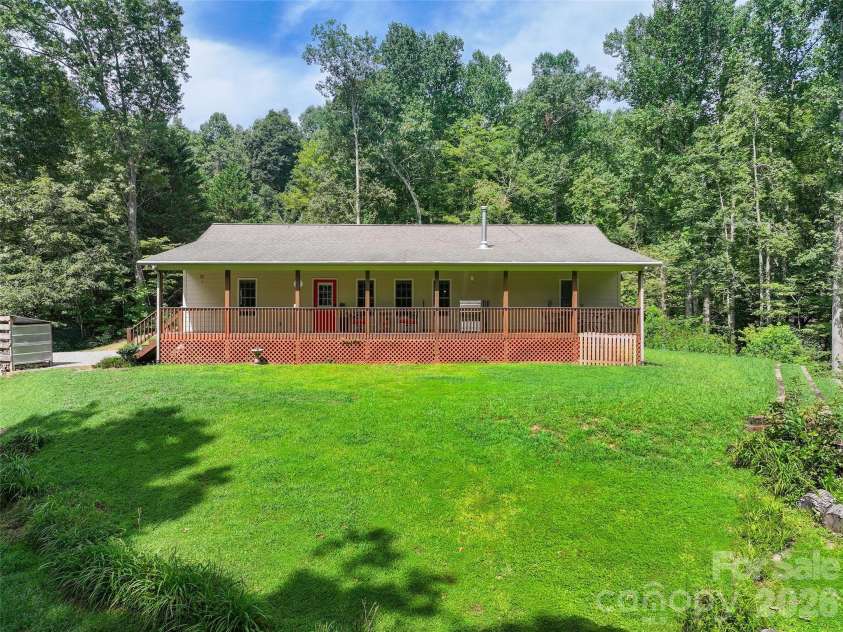 247 Poker Branch Road, Sylva, NC 28779.  MLS# CAR4414441, YatesRealty ID 46034. 