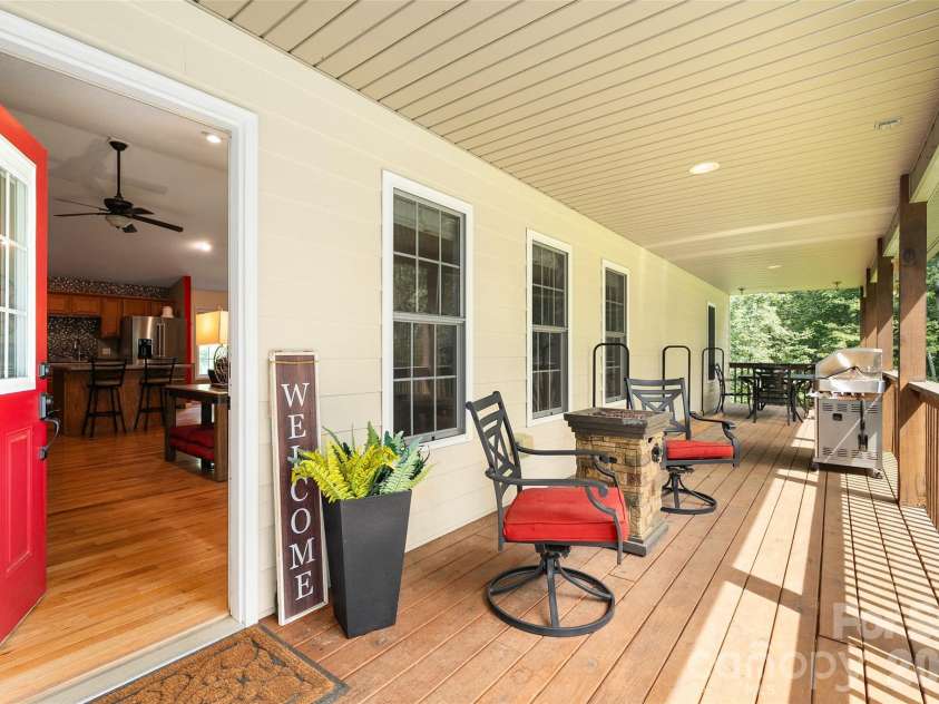 247 Poker Branch Road, Sylva, NC 28779.  MLS# CAR4414441, YatesRealty ID 46034. 