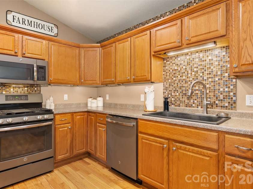 247 Poker Branch Road, Sylva, NC 28779.  MLS# CAR4414441, YatesRealty ID 46034. 