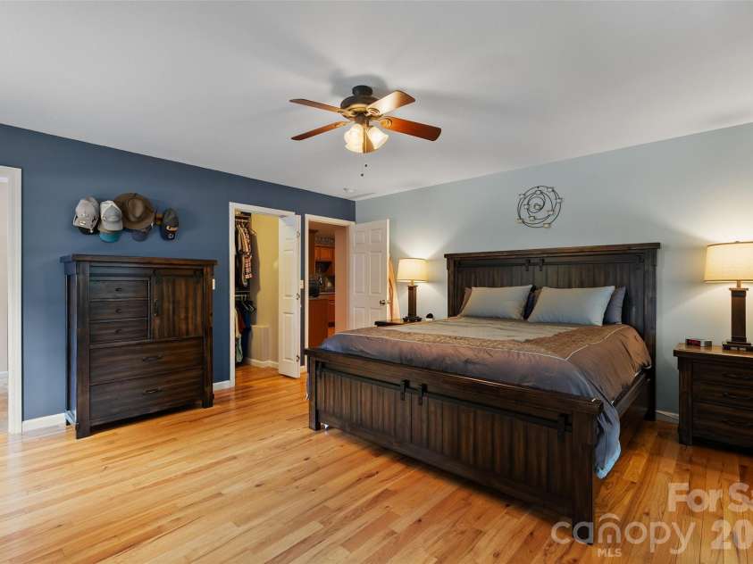 247 Poker Branch Road, Sylva, NC 28779.  MLS# CAR4414441, YatesRealty ID 46034. 