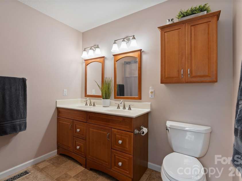 247 Poker Branch Road, Sylva, NC 28779.  MLS# CAR4414441, YatesRealty ID 46034. 