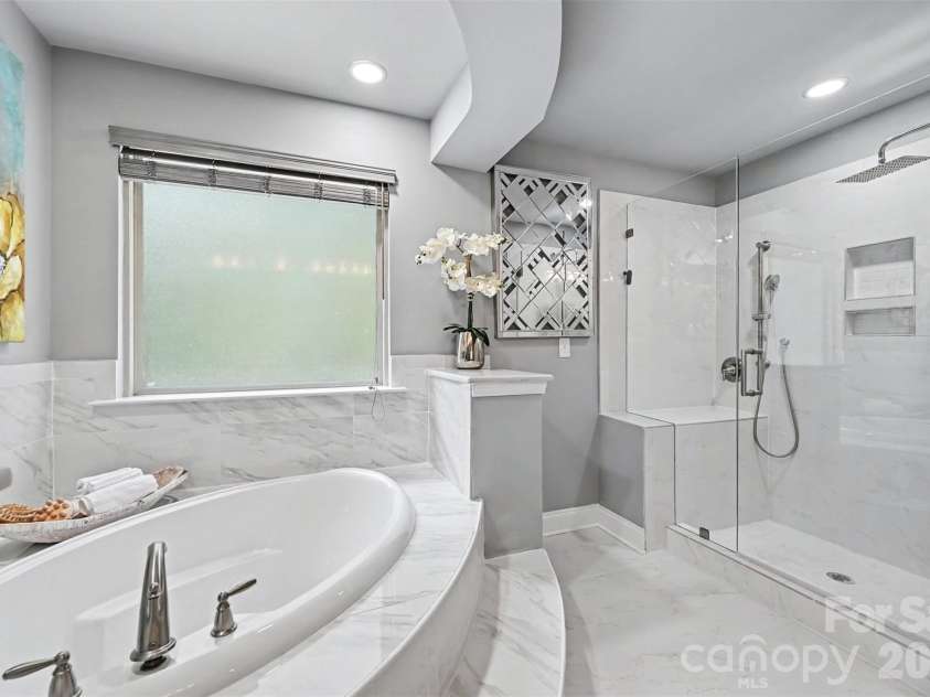 14832 Brighton Place, Charlotte, NC 28227.  MLS# CAR4416893, YatesRealty ID 46036. 