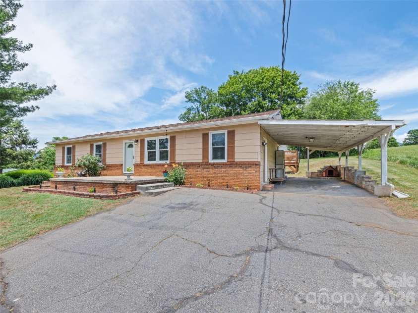 111 Keith Street, Clyde, NC 28721.  MLS# CAR4395522, YatesRealty ID 46037. 