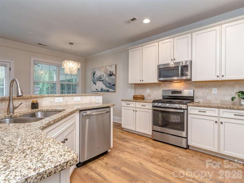 2844 Georgia Avenue, Charlotte, NC 28205.  MLS# CAR4413225, YatesRealty ID 46039. Kitchen