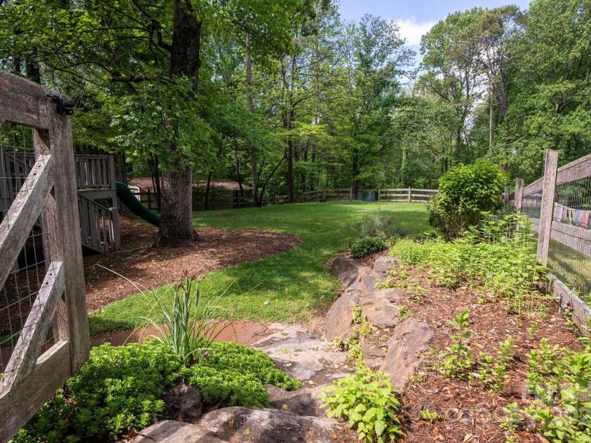 122 and 124 Shelburne Road, Asheville, NC 28806.  MLS# CAR4232938, YatesRealty ID 4604. Wide-Gate Entrance Connects with Adjacent Lot