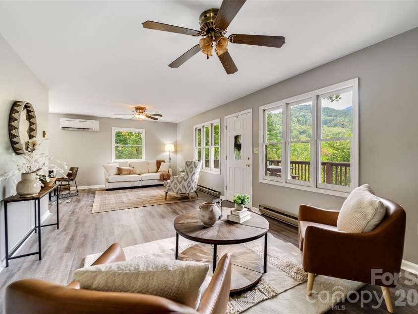 365 Duckback Trail, Whittier, NC 28789.  MLS# CAR4358257, YatesRealty ID 4604. 