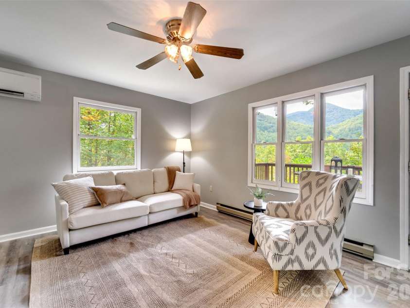365 Duckback Trail, Whittier, NC 28789.  MLS# CAR4358257, YatesRealty ID 4604. 