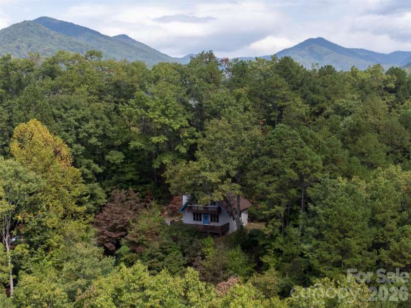 365 Duckback Trail, Whittier, NC 28789.  MLS# CAR4358257, YatesRealty ID 4604. 