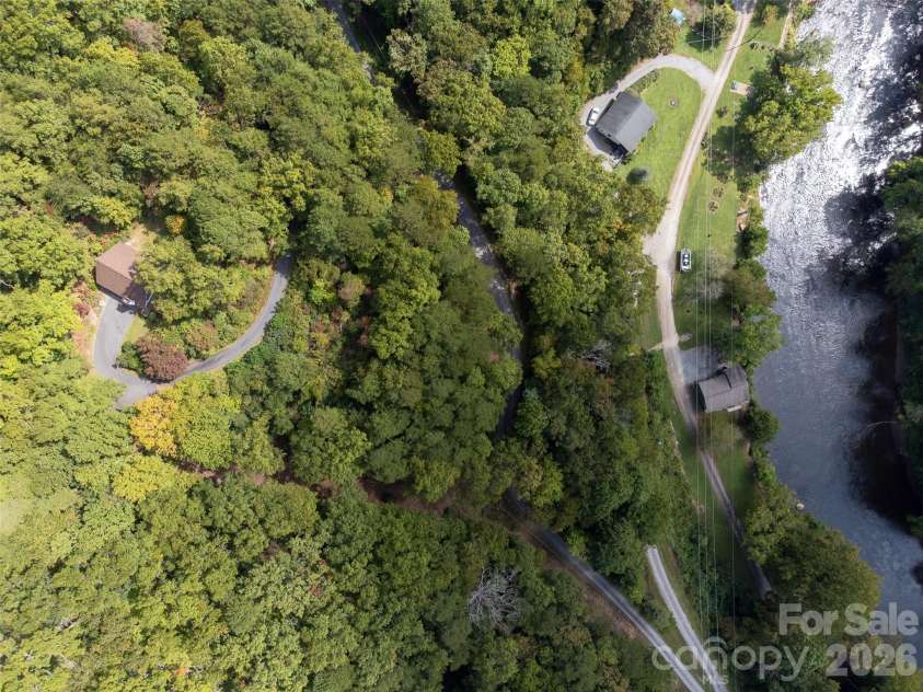 365 Duckback Trail, Whittier, NC 28789.  MLS# CAR4358257, YatesRealty ID 4604. 