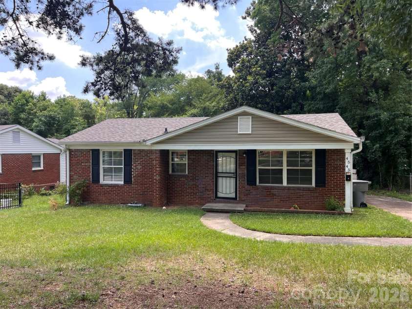 4545 Morgan Street, Charlotte, NC 28208.  MLS# CAR4401353, YatesRealty ID 46041. 