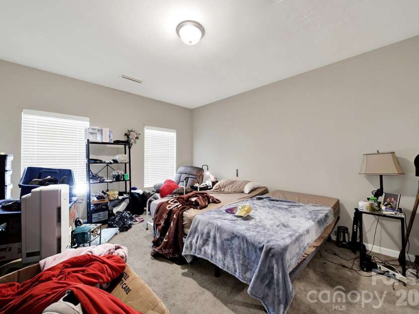 2748 Bramble Ridge Court, Charlotte, NC 28215.  MLS# CAR4410173, YatesRealty ID 46042. 