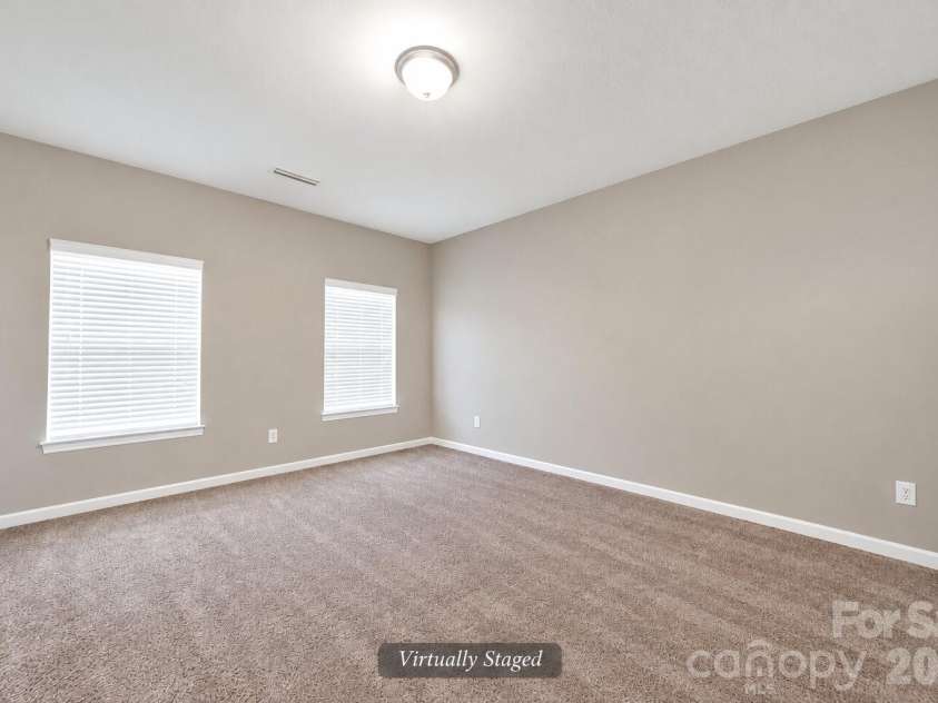 2748 Bramble Ridge Court, Charlotte, NC 28215.  MLS# CAR4410173, YatesRealty ID 46042. 