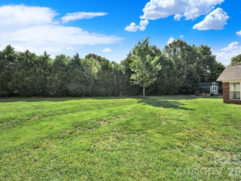 849 Treva Anne Drive, Concord, NC 28027.  MLS# CAR4369933, YatesRealty ID 46044. 