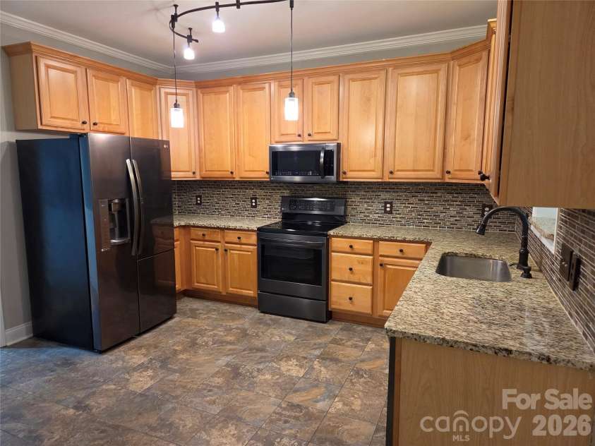 2301 Bilverlor Court, Mount Pleasant, NC 28124.  MLS# CAR4410398, YatesRealty ID 46048. 