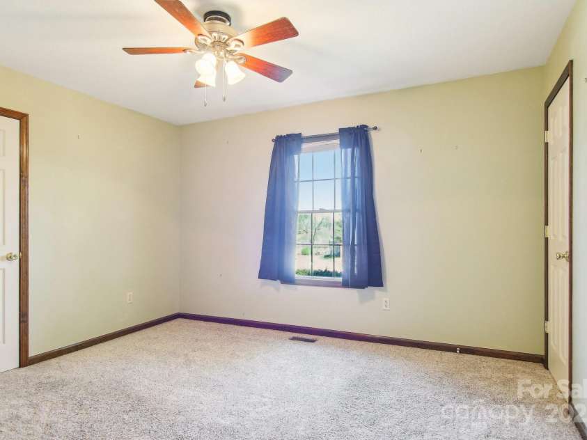 11 Haven Crest Lane, Fletcher, NC 28732.  MLS# CAR4239204, YatesRealty ID 4605. Bedroom 3