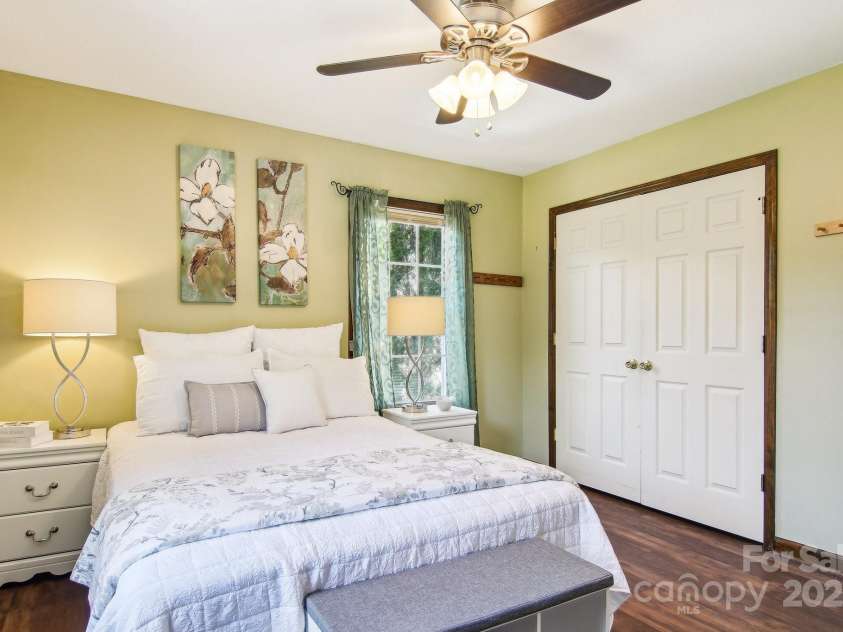 11 Haven Crest Lane, Fletcher, NC 28732.  MLS# CAR4239204, YatesRealty ID 4605. Primary Bedroom