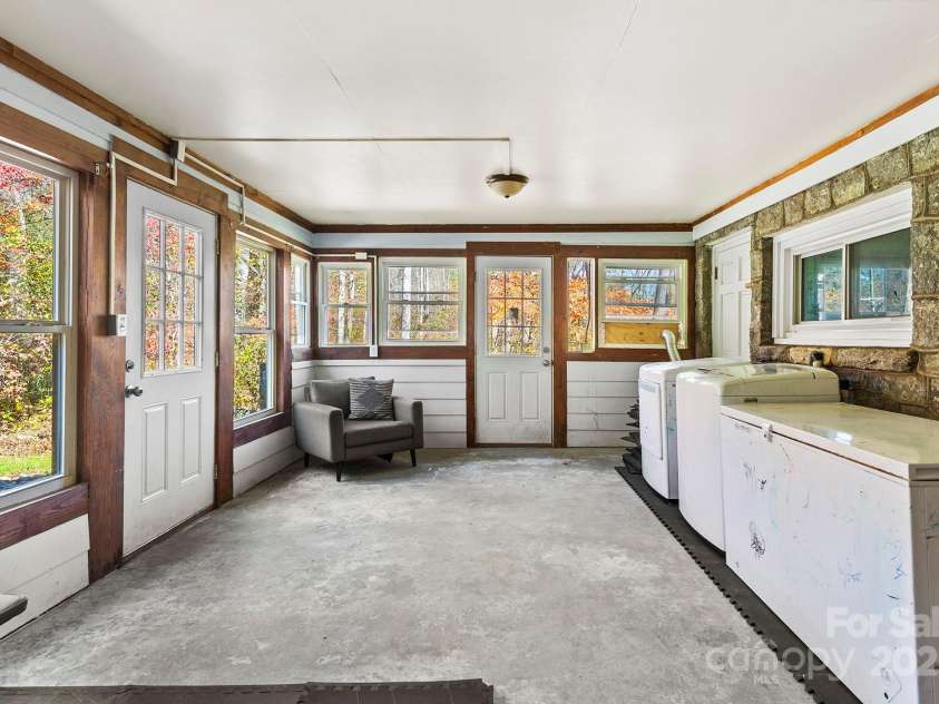 914 Catheys Creek Church Road, Brevard, NC 28712.  MLS# CAR4321421, YatesRealty ID 4605. 