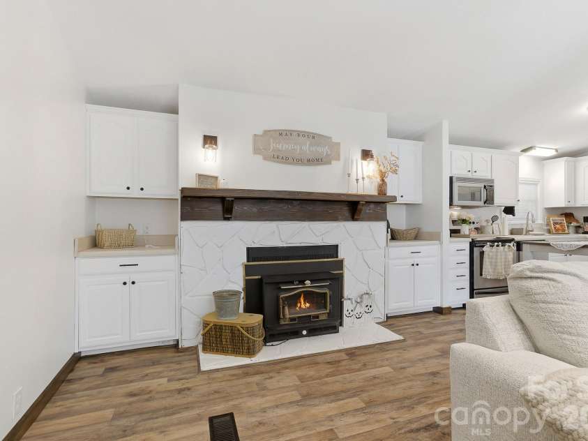 520 Maranatha Way, Waynesville, NC 28785.  MLS# CAR4415175, YatesRealty ID 46050. 