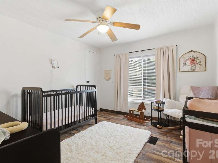 520 Maranatha Way, Waynesville, NC 28785.  MLS# CAR4415175, YatesRealty ID 46050. 