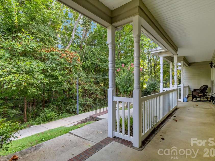 105 Putter Place, Mooresville, NC 28115.  MLS# CAR4417071, YatesRealty ID 46052. 