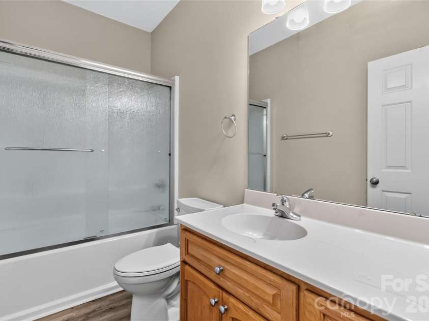 105 Putter Place, Mooresville, NC 28115.  MLS# CAR4417071, YatesRealty ID 46052. 